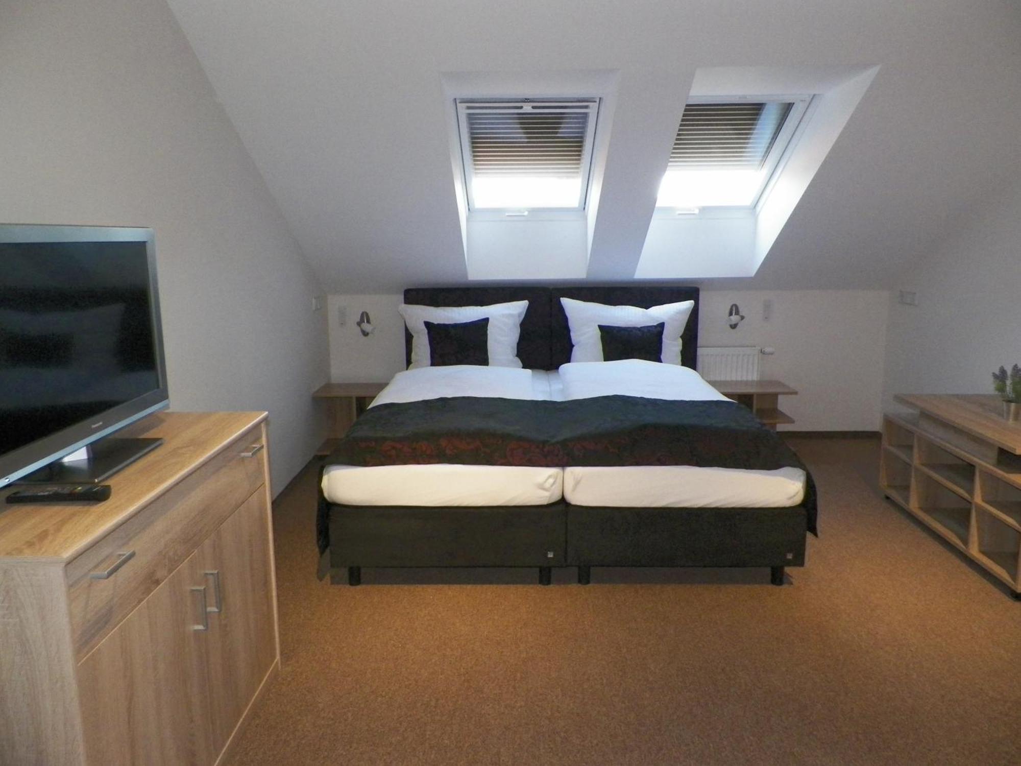 Landhotel Zum Baggernpuhl Wachow Екстер'єр фото