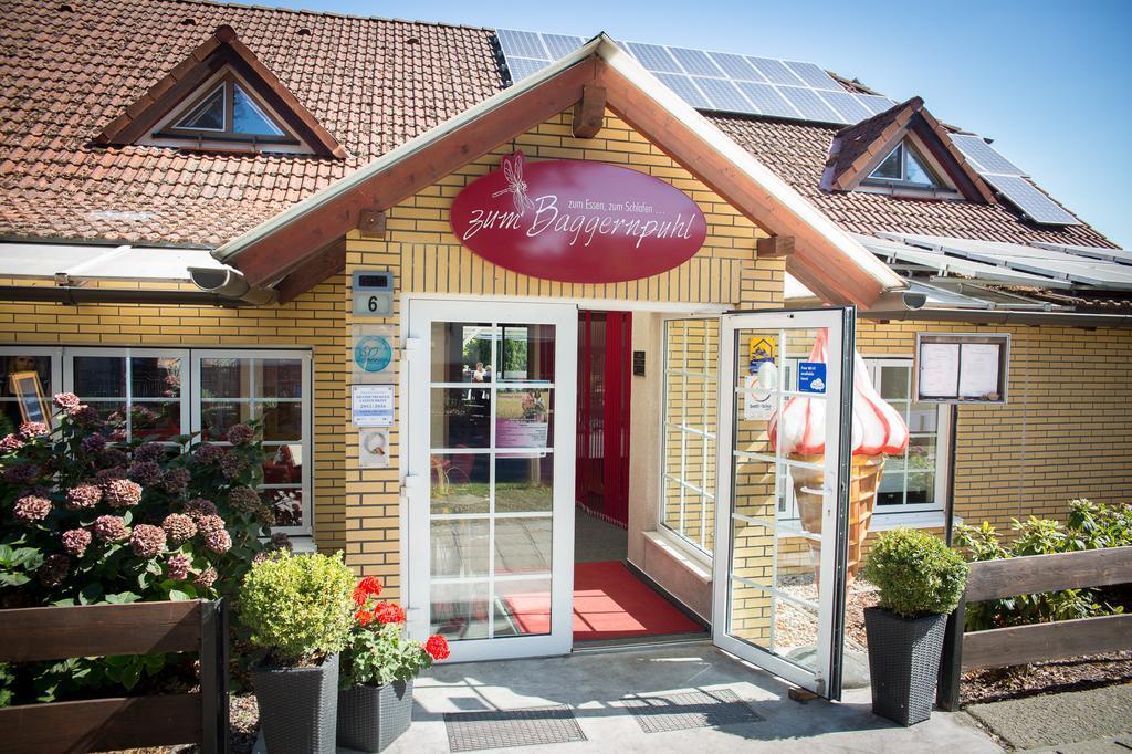 Landhotel Zum Baggernpuhl Wachow Екстер'єр фото